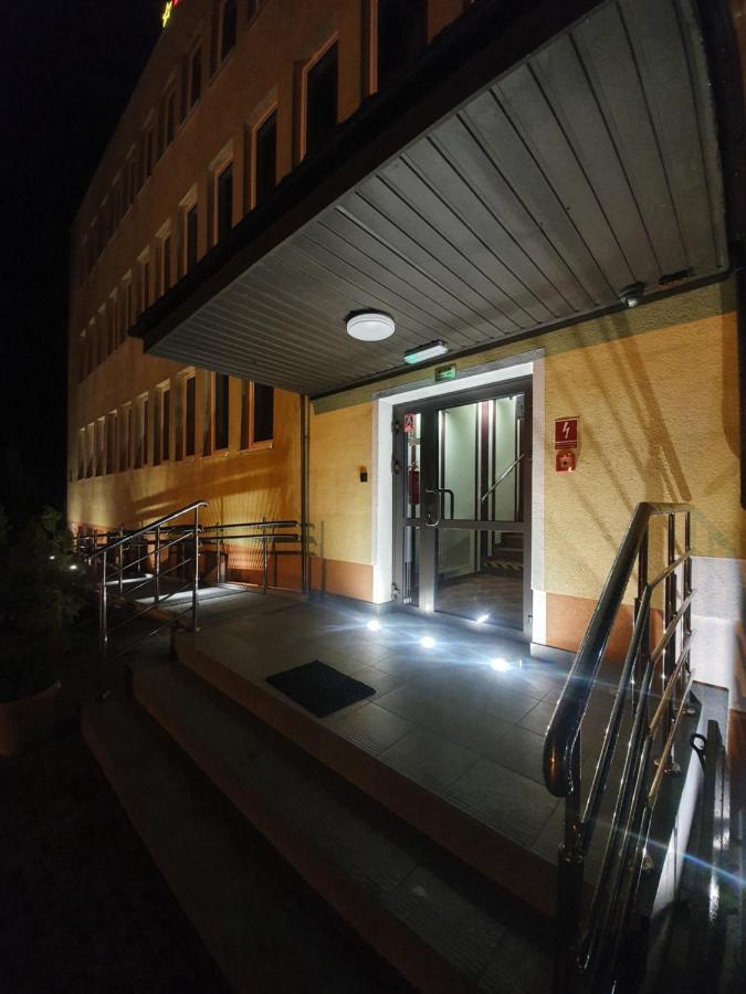 Lux Resort Kraśnik Exteriör bild